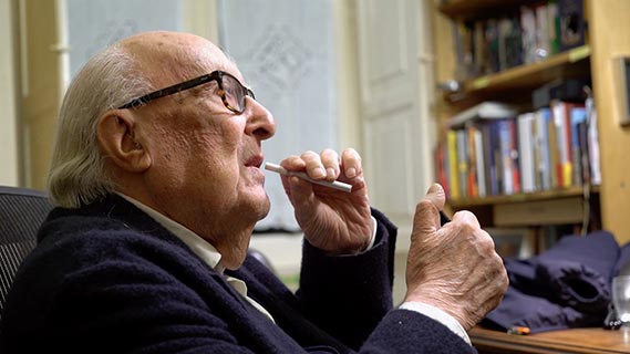 Fotogramma da Not Everything is Black