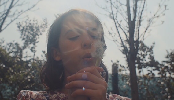 Fotogramma da The childhood experience